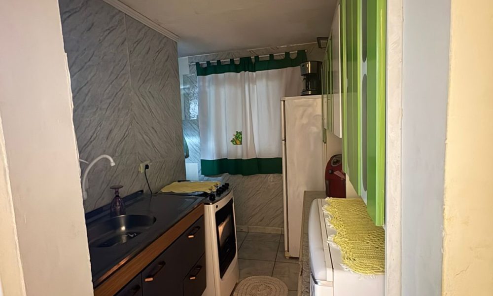 1621 (11)