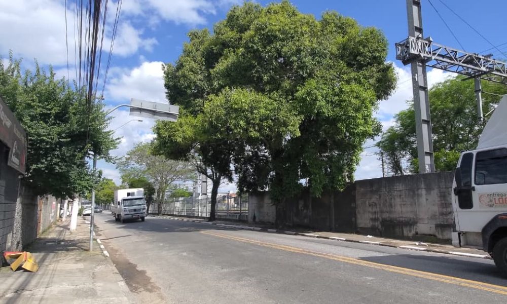 FACHADA (2)