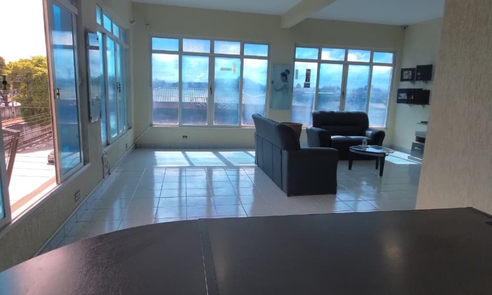 SALA 1 53M² (4)